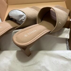 Vivaia Sandals - women’s 9.5. New, never worn. With box.